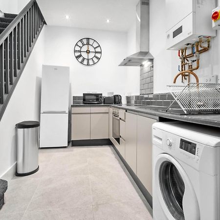 Luxe Apartment - Rowley Regis - Parking - Top Rated - Netflix - Wifi - 49Bg Cradley Heath Kültér fotó