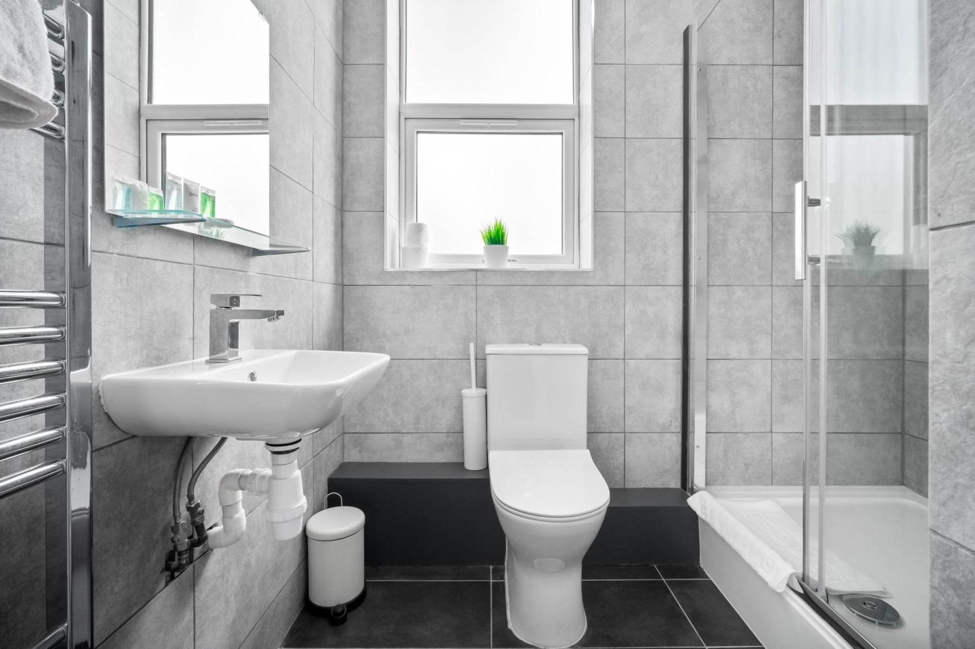 Luxe Apartment - Rowley Regis - Parking - Top Rated - Netflix - Wifi - 49Bg Cradley Heath Kültér fotó
